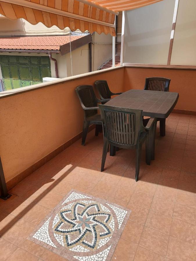 The Shell Apartment Bordighera Dış mekan fotoğraf